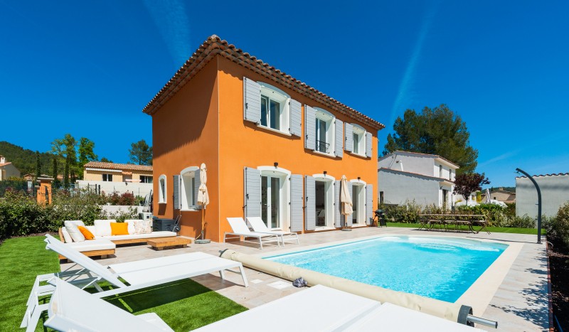 Salernes B1 Frankrijk luxe villa prive zwembad Var Provence vert golf.jpg