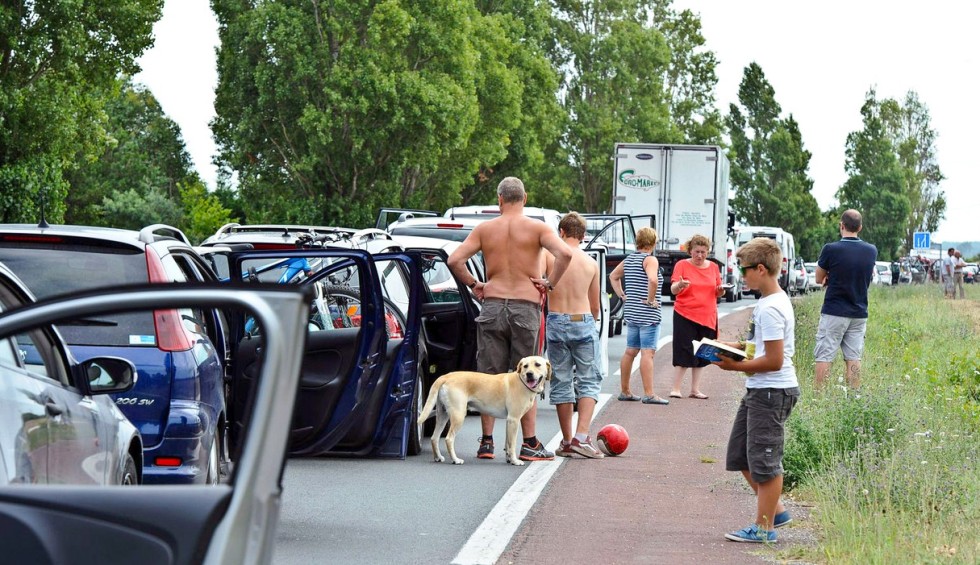 Zwarte zaterdag 11 Frankrijk vakantie auto file villa gezin.jpg