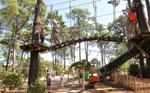 Biscarrosse aventure 16 Frankrijk kust Aquitaine chateau de salles zee strand vakantiehuis luxe.jpg