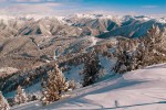 Pyreneeen B20 Pyrenees Oustal del Carlat wintersport sneeuw recreatiemeer vakantiepark luxe wellness