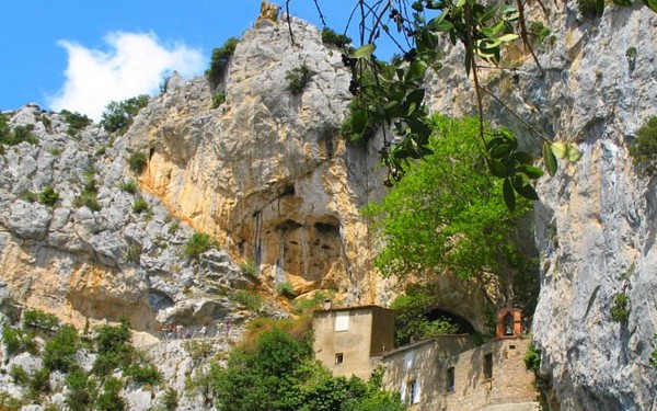 Gorges de galamus 30 Languedoc antoine pelgrimage rots kloof canyoning wandelen toerisme.jpg