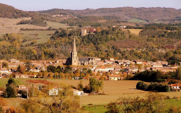 Mirepoix A3 Frankrijk Languedoc wandelen middellandse zee vakantiehuis luxe pyreneeen katharen.jpg