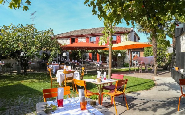 Chateau de Salles restaurant 1 Frankrijk aquitaine kust arcachon vakantiepark luxe villa kinderen la