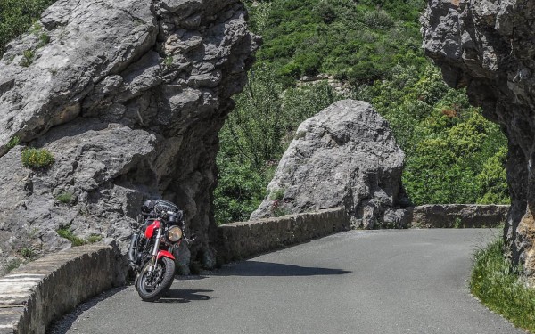 Gorges de galamus 4 Languedoc antoine pelgrimage rots kloof canyoning wandelen toerisme.jpg