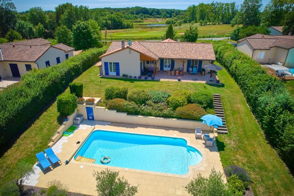 Forges 1 Vigeliere vakantiehuis villa Frankrijk golf resort bluegreen aveneau poitou charentes zwemb