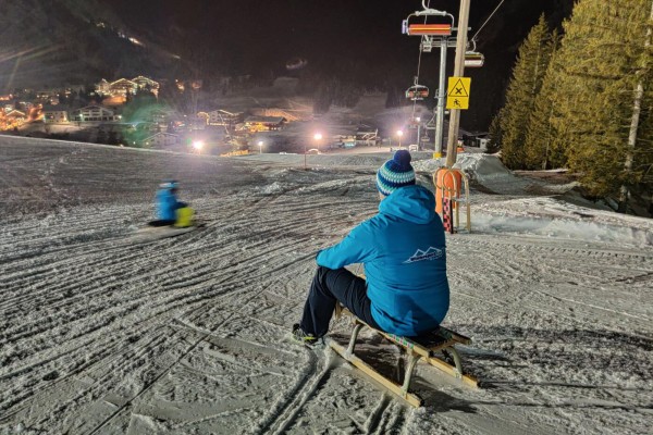 Nachtskien 12 Abondance la chapelle wintersport vakantie portes du soleil Franse Alpen.jpg