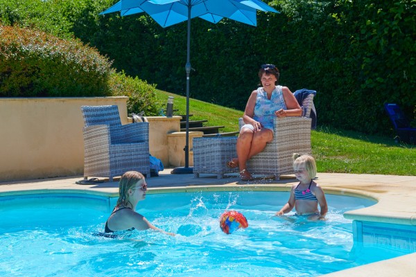 Forges 8 Vigeliere vakantiehuis villa Frankrijk golf resort bluegreen aveneau poitou charentes zwemb