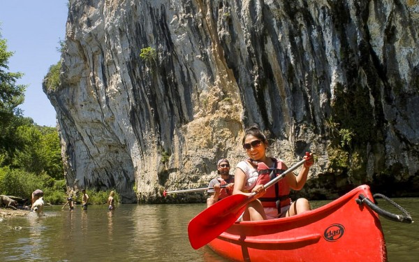 Kano Lot 6 varen vallei van de Lot Dordogne vakantie Frankrijk vakantiehuis zwemmen.jpg