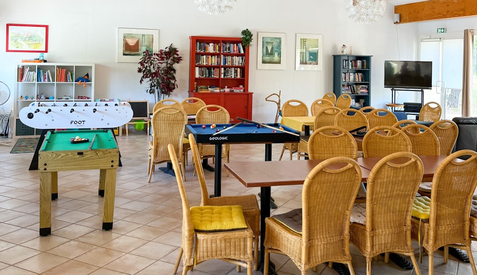 Jardin du Golf f15 biljart tafelvoetbal Provence vakantiepark middellandse zee Frankrijk.jpg