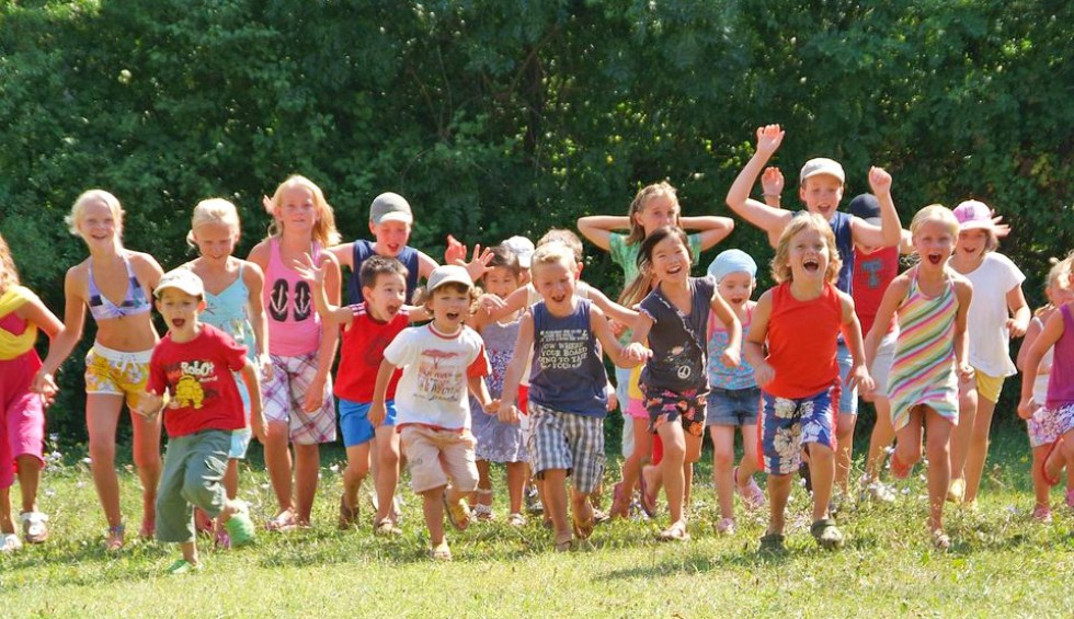 Espinet F28 Quillan Frankrijk Languedoc zee strand meer kust vakantiehuis park kidsclub zwembad berg