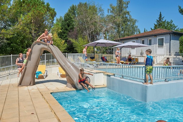 Lanzac 1 zwembad Frankrijk vakantiepark Nederlands Dordogne Lot luxe vakantiehuis animatie kinderen_