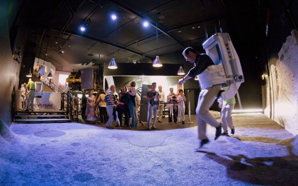 Cite de L Espace 2 Frankrijk Toulouse vakantiepark luxe villa animatie excursie wifi.jpg