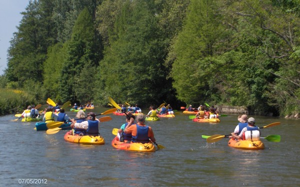 Kano canoe 11 Frankrijk languedoc pyreneeen water kust strand zee vakantiepark huis.jpg