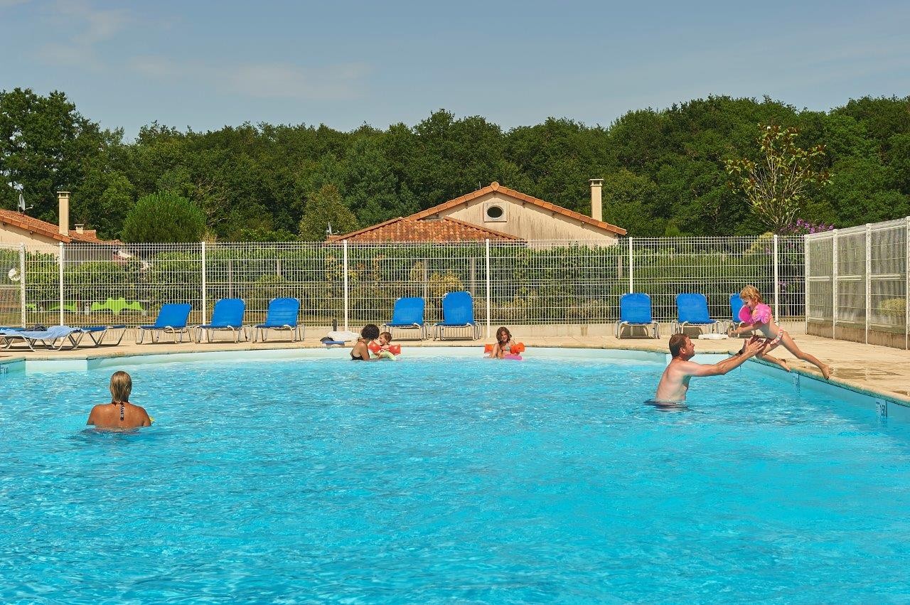 Vakantiepark Domaine Les Forges - Le Bois Senis - Francecomfort