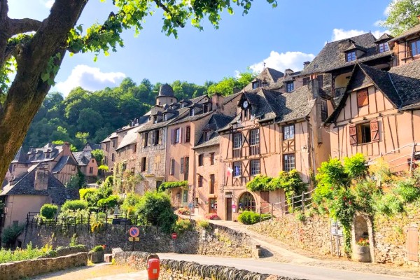 Conques Frankrijk 13 vakantie Dordogne Lot Aveyron Foy santiago compostela vakantiehuis wandelen ber