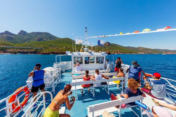 Cannes 5 vakantie Frankrijk Middellandse zee Provence Cote d Azur luxe villa gezin boot.jpg
