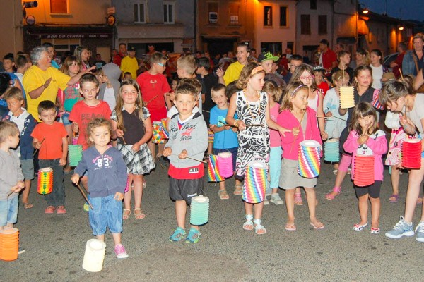 Fete nationale 14a quatorze juillet 14 juli Frankrijk vakantie feest bastide defile vuurwerk.jpg