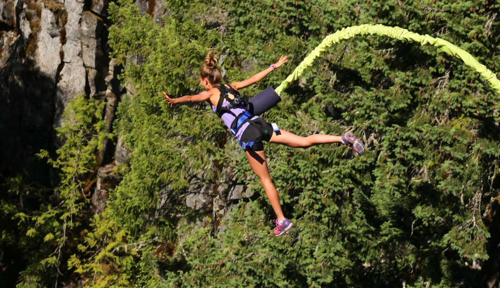 Bungee jumping 1  trigance Frankrijk Verdon vakantie luxe villa.jpg