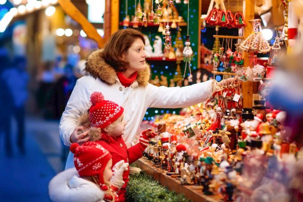 Winter Frankrijk 2 kerst markt sneeuw gezin genieten vakantie oud en nieuw sfeer.jpg